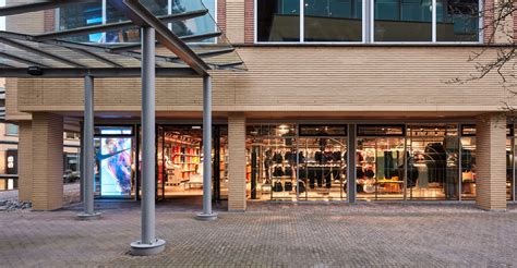 nike groothandel hilversum|Nike store Hilversum.